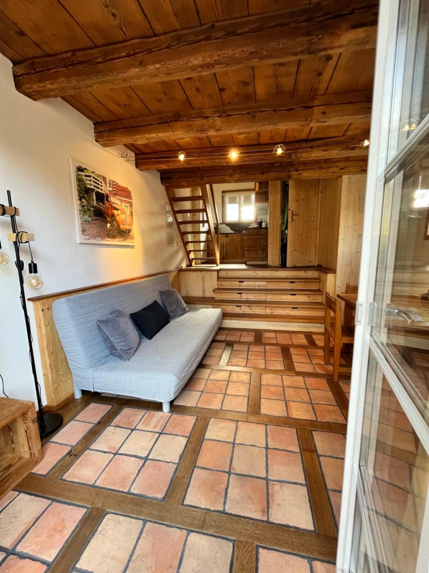 Conny'S B&B Niederweningen エクステリア 写真