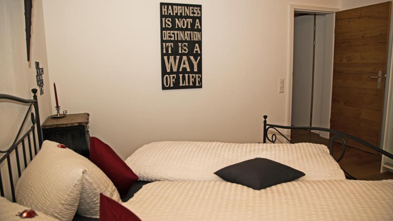 Conny'S B&B Niederweningen エクステリア 写真