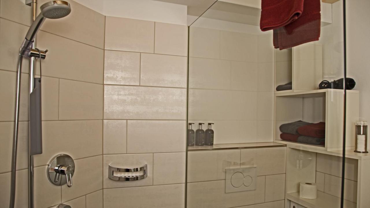 Conny'S B&B Niederweningen エクステリア 写真